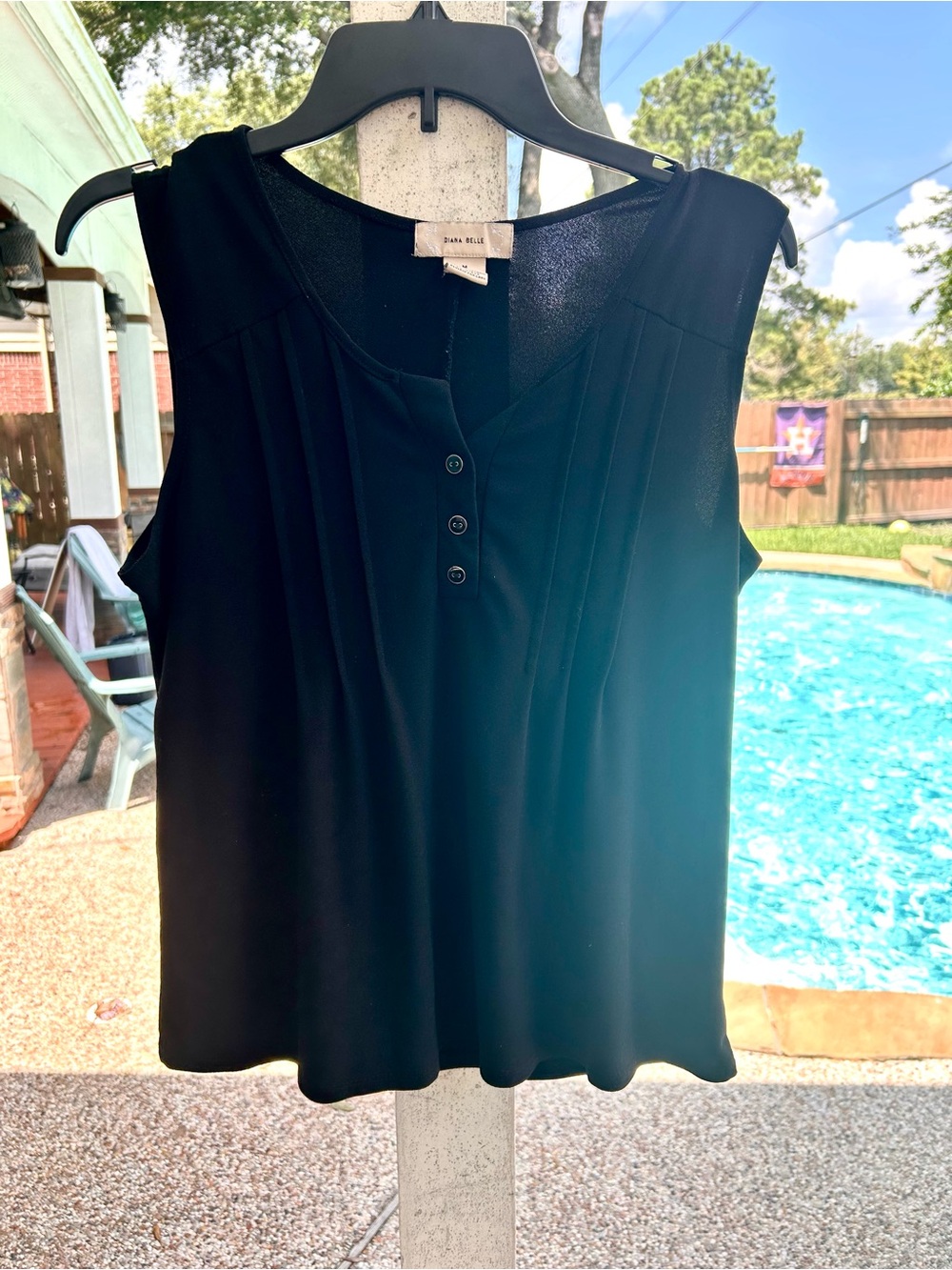 Diana Belle Black Sleeveless Pleat-Front Henley Cami